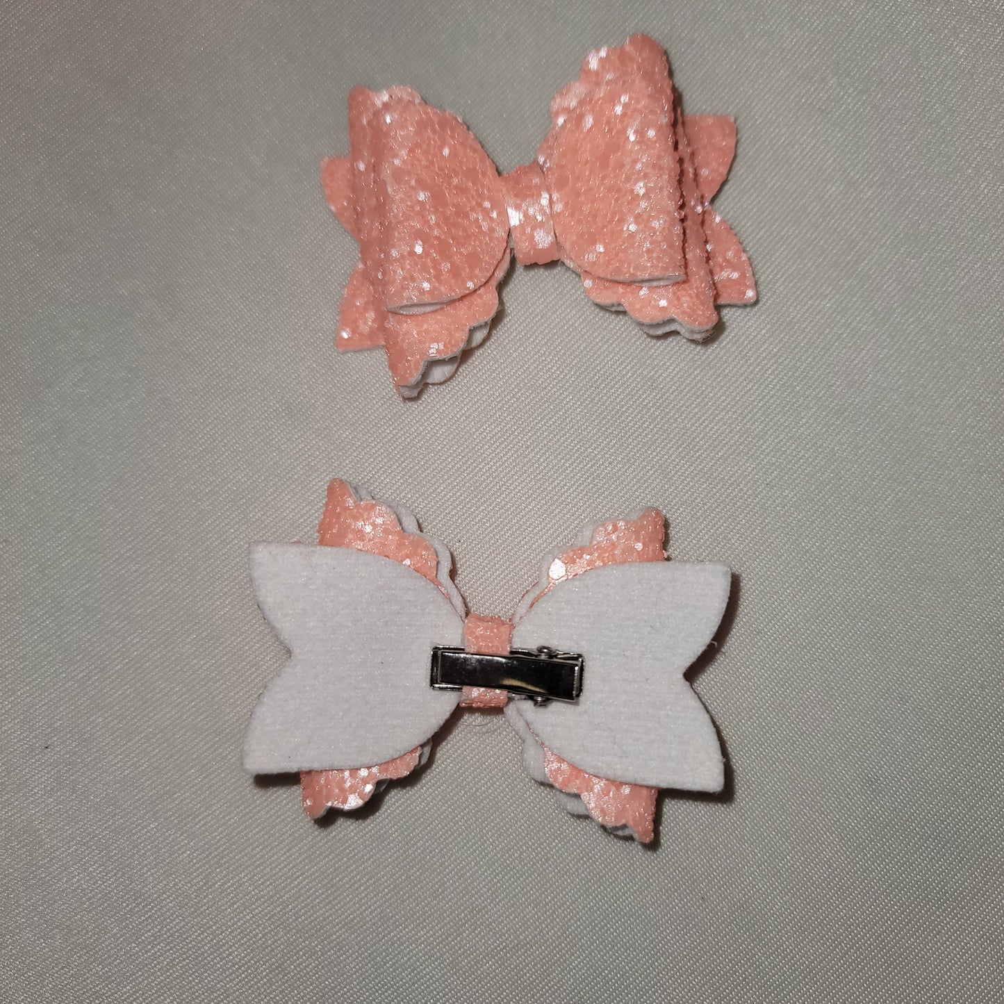 Pastel Peach Glitter Piggy Bow Set
