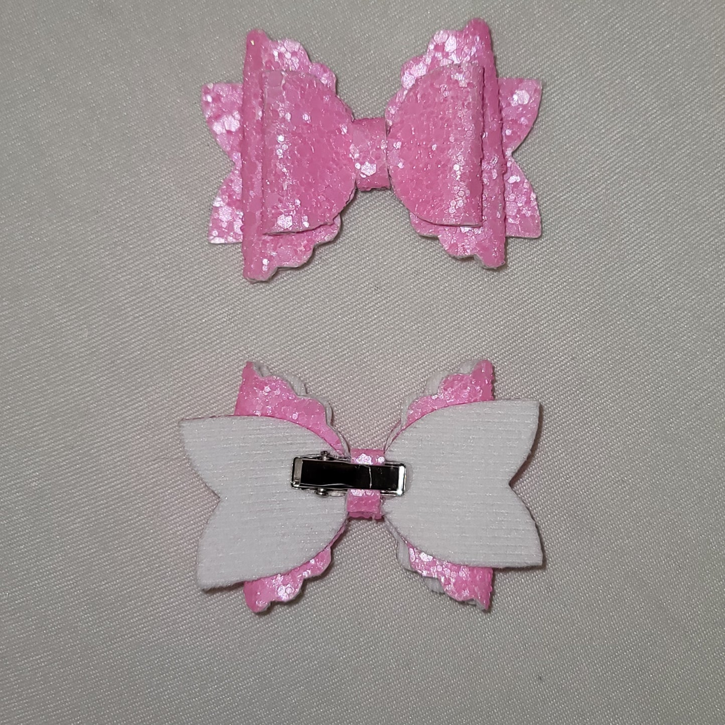 Bright Pink Glitter Piggy Bow Set