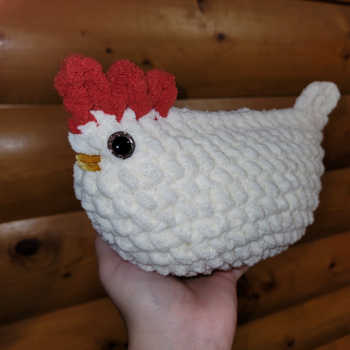 Large Cream Farmhouse Chicken