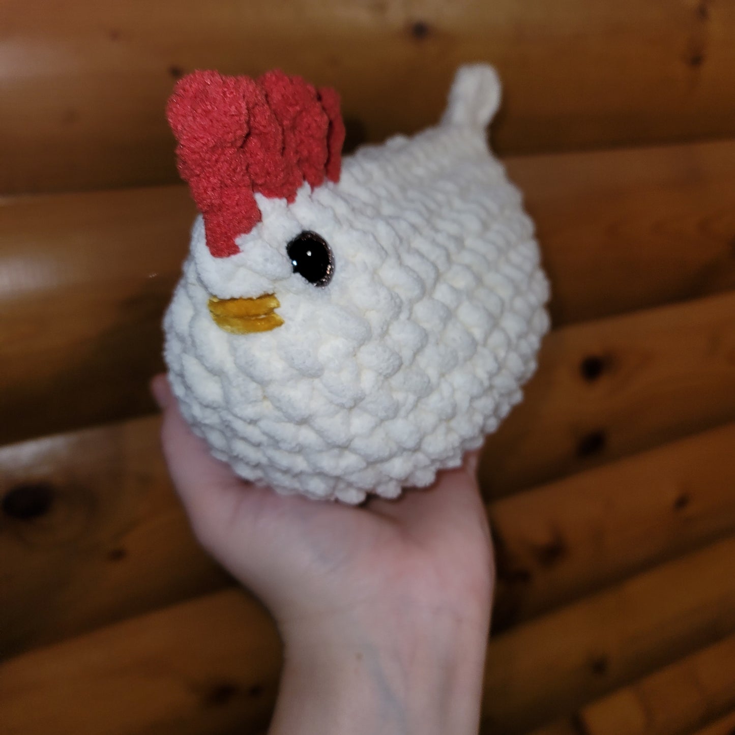 Large Cream Farmhouse Chicken