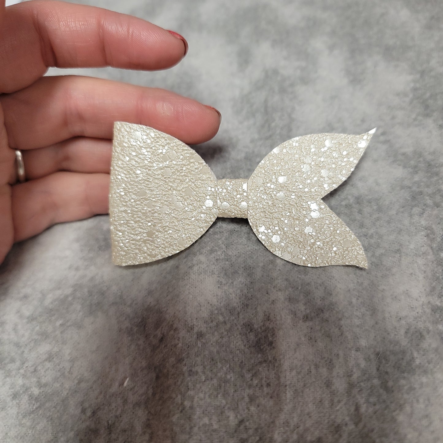 Ivory Pearl Mermaid Tail Bow