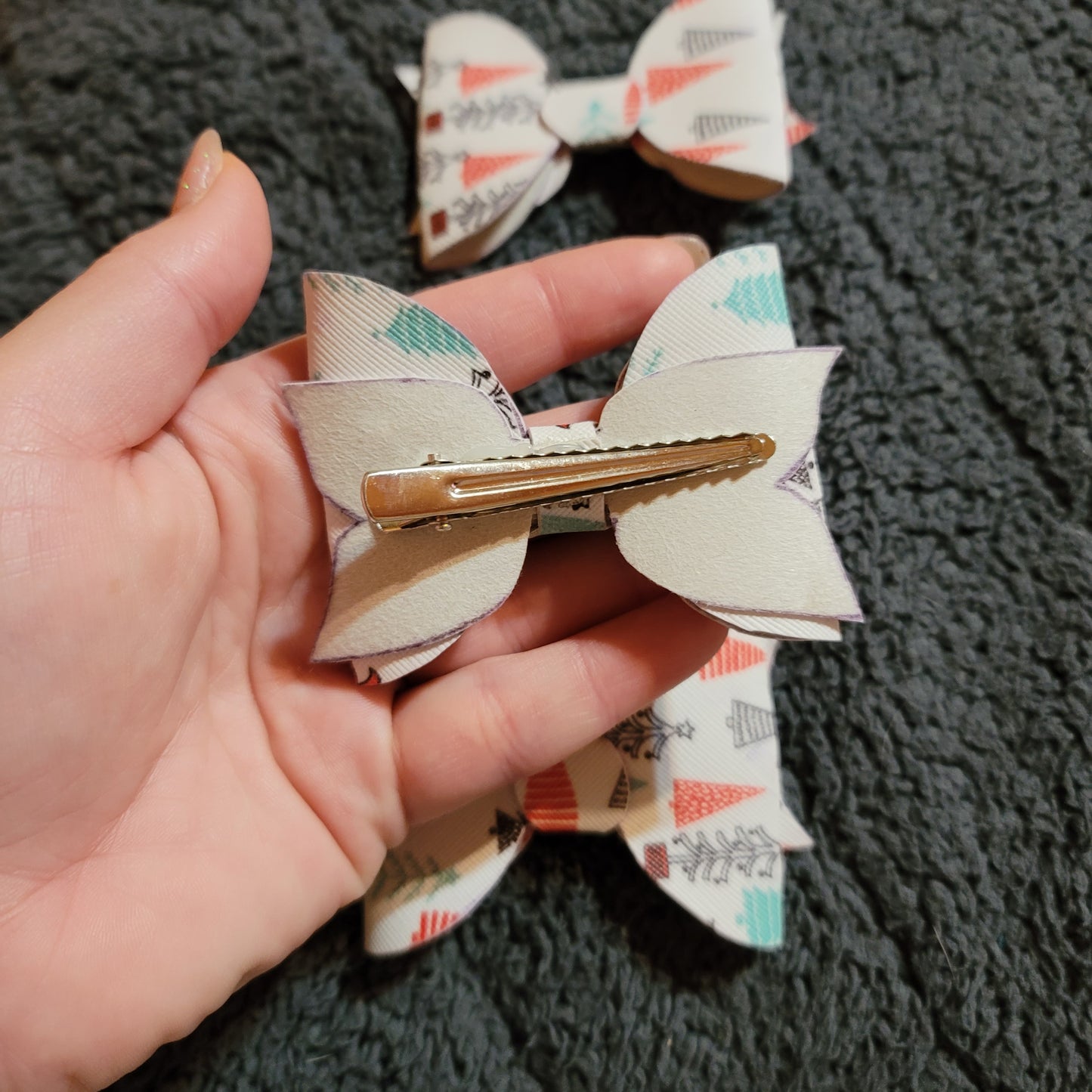 Medium Christmas Tree Print Bow