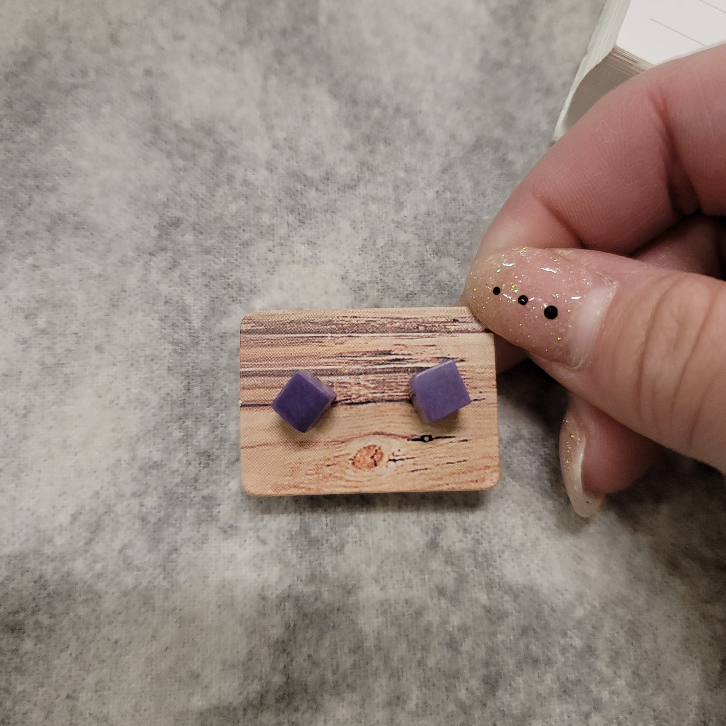 Chariote Cube Earrings