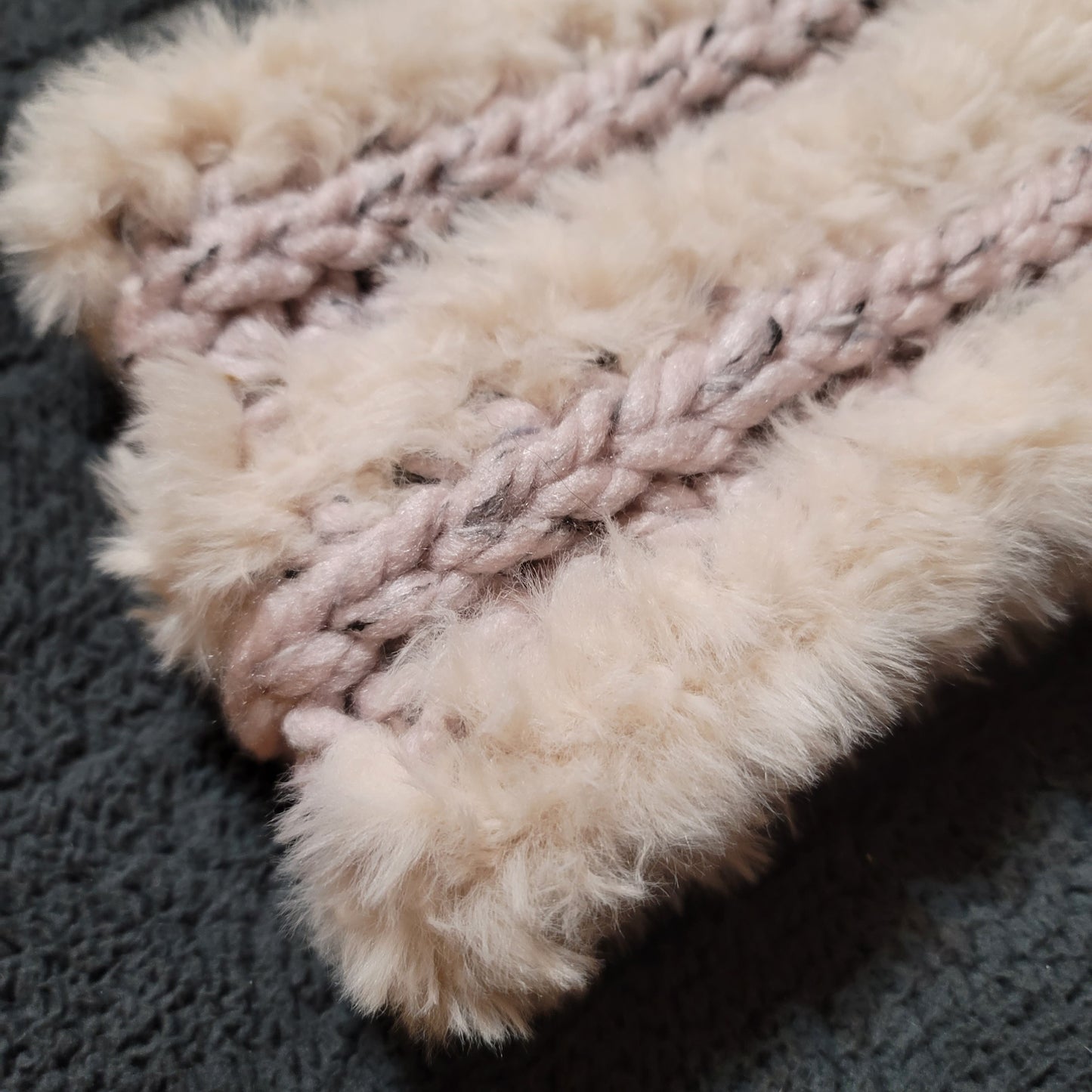 Mauve & Cream Faux-furever Earwarmer