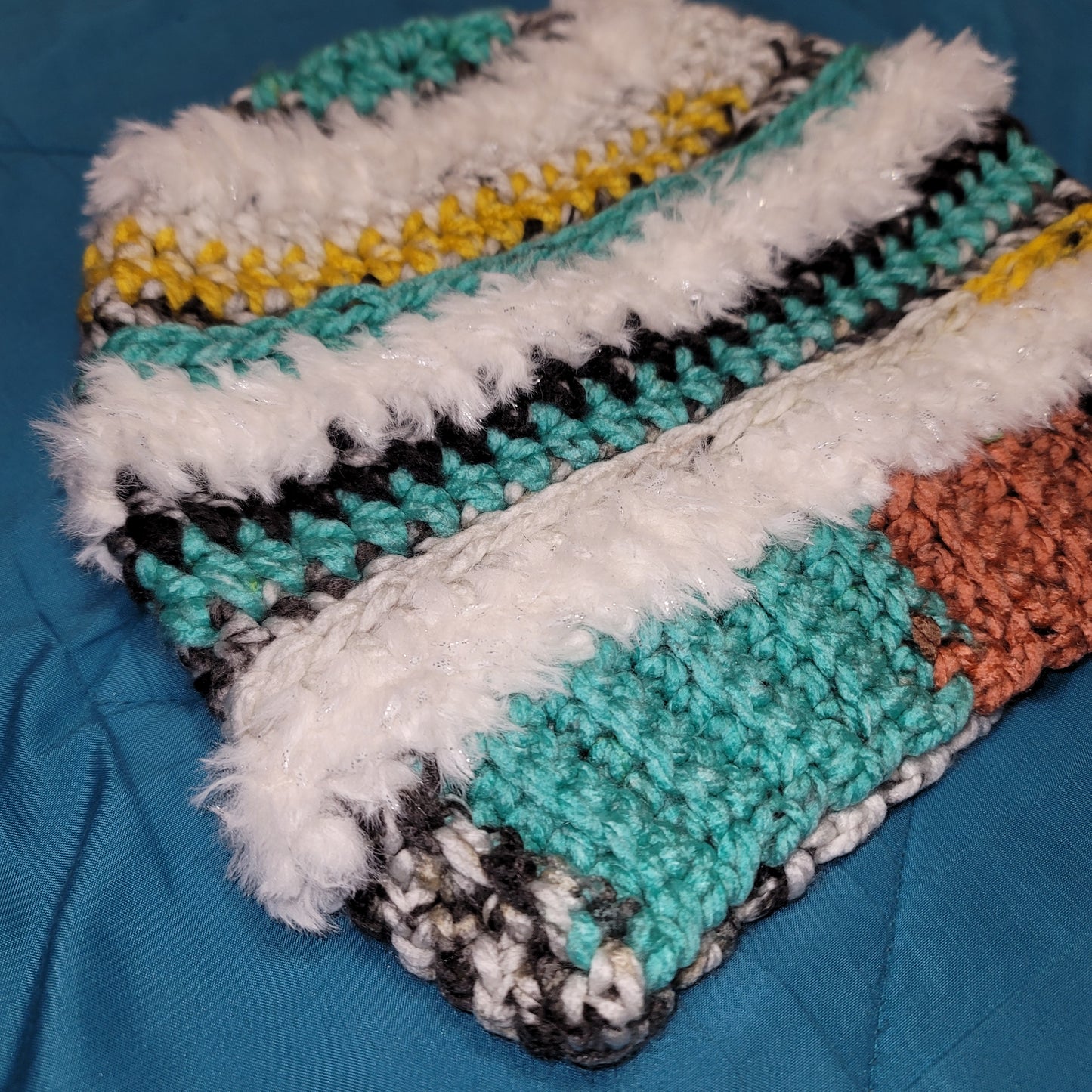 Adult Chunky Painted Canyon & Faux Fur Beanie