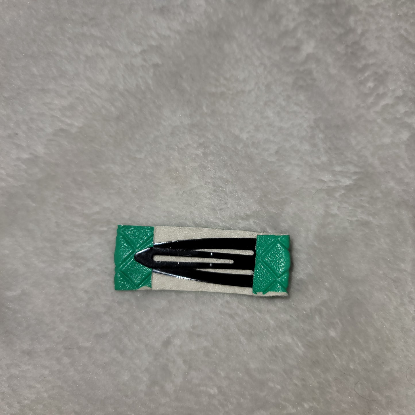 Green Faux Leather Snap Clip