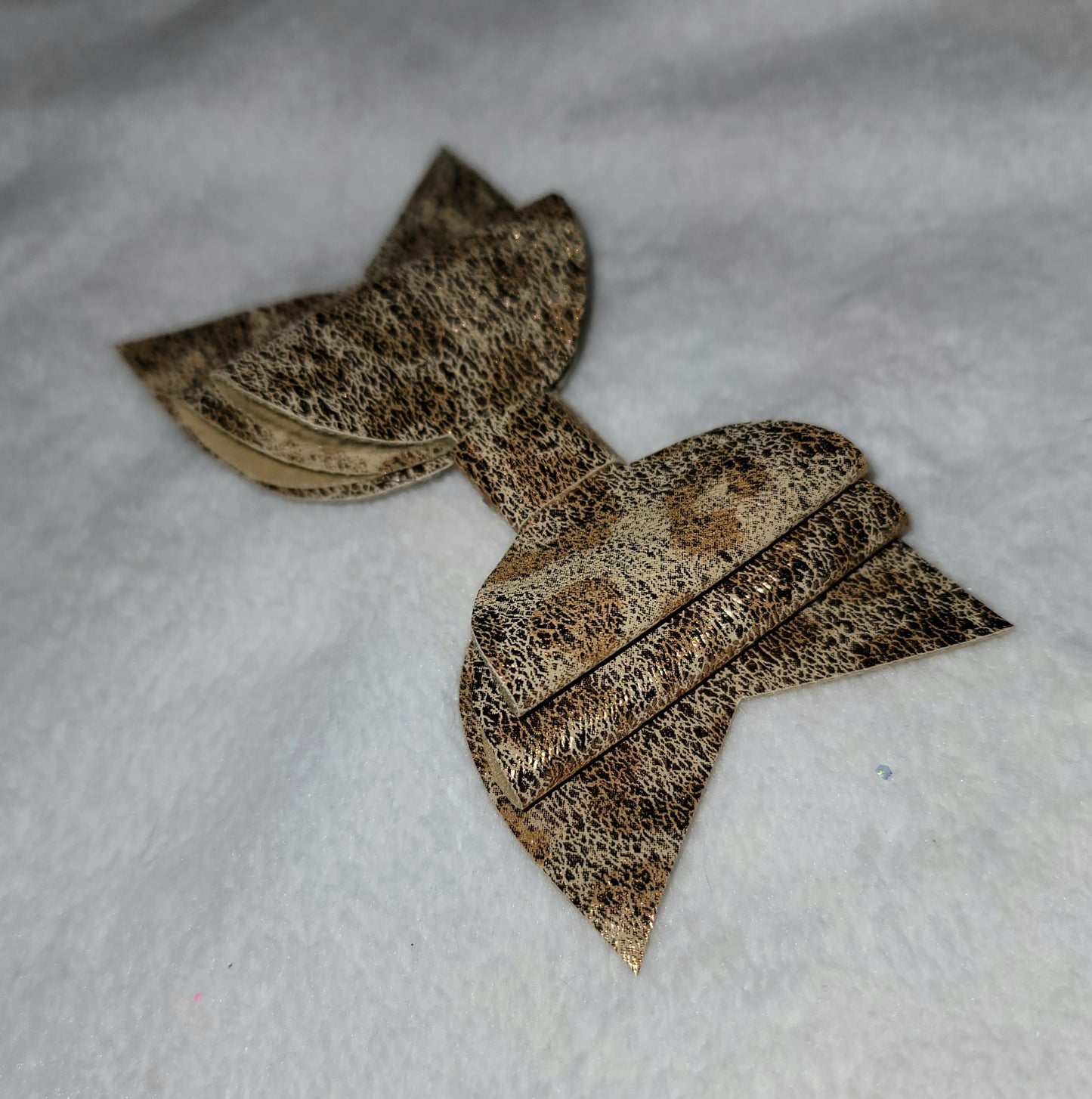 Tan & Bronze Cheetah Print Bow