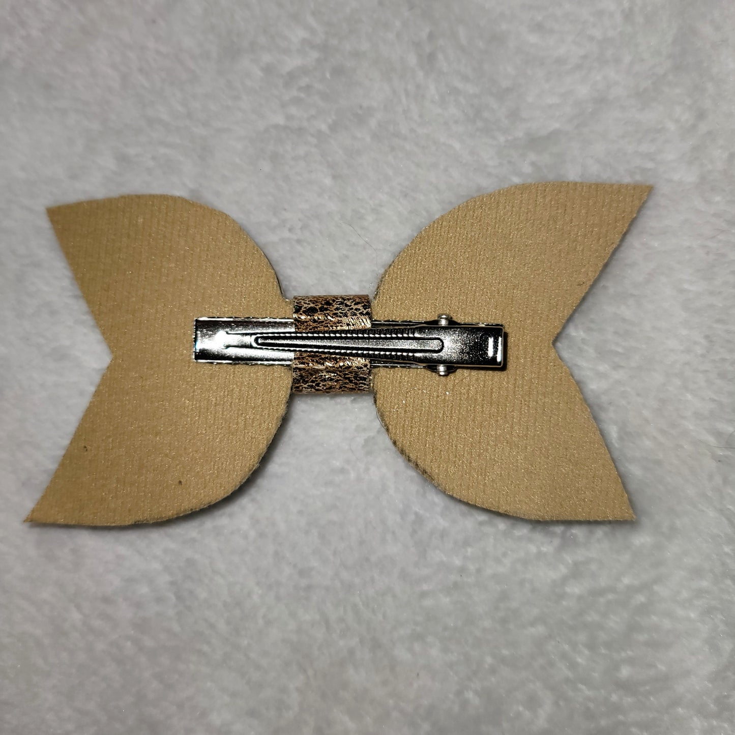 Tan & Bronze Cheetah Print Bow