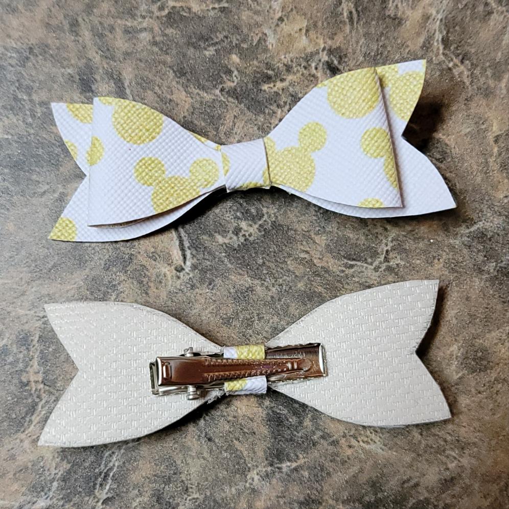 Gold Mickey Mouse Bow Set