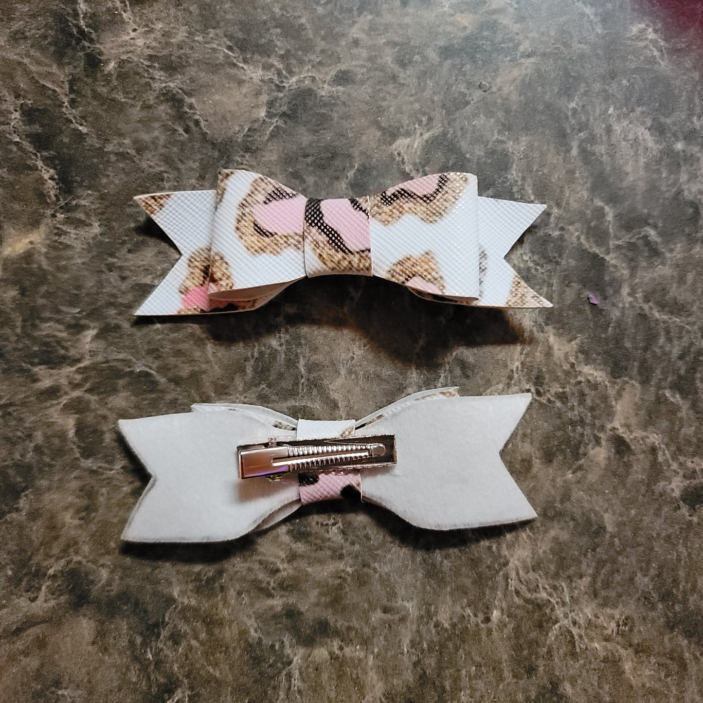 Pink & Gold Cheetah Bow Set