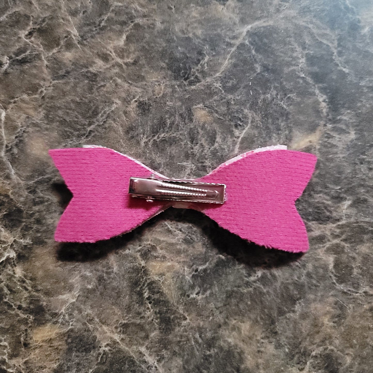Pink & Kisses Bow