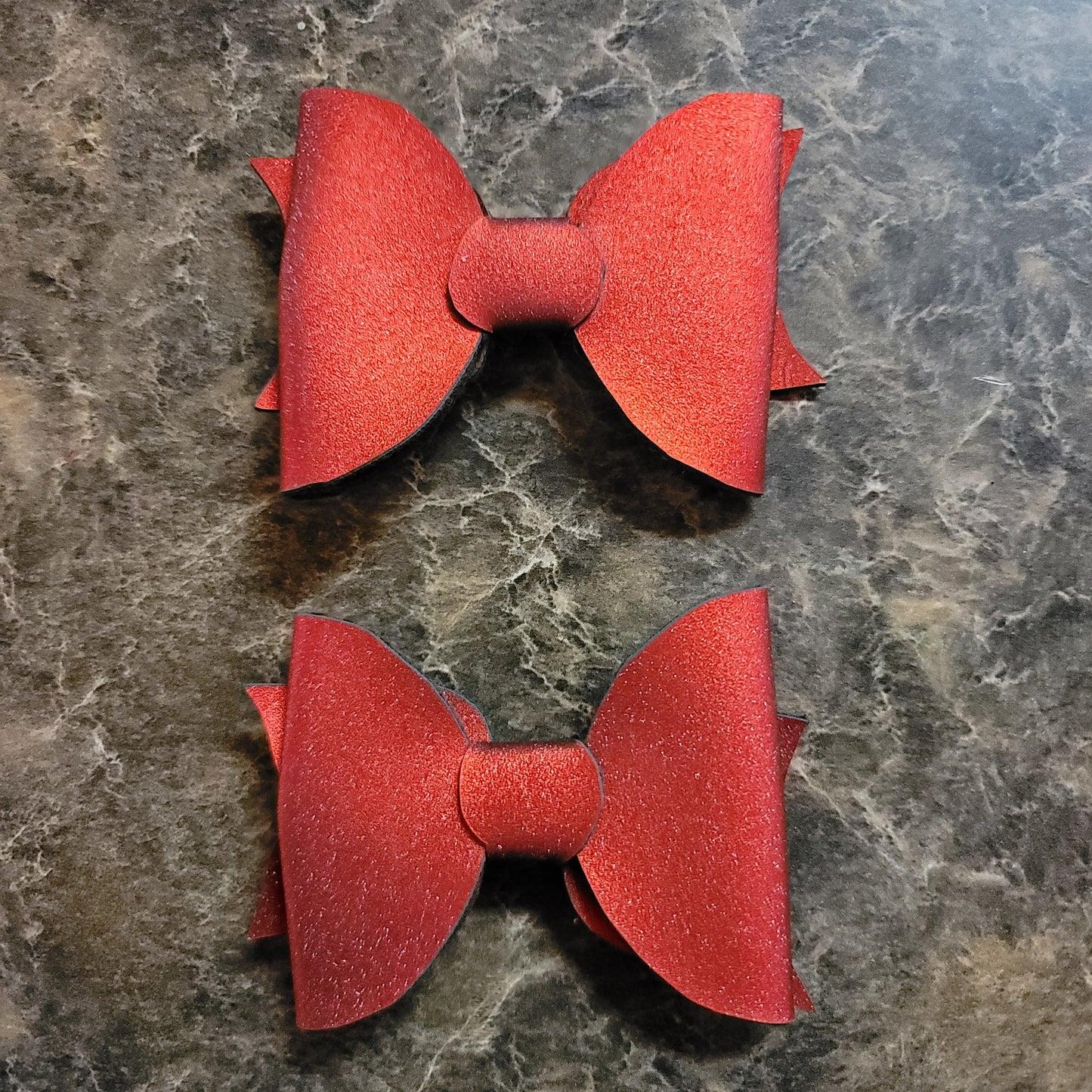 Red Shiny Bow