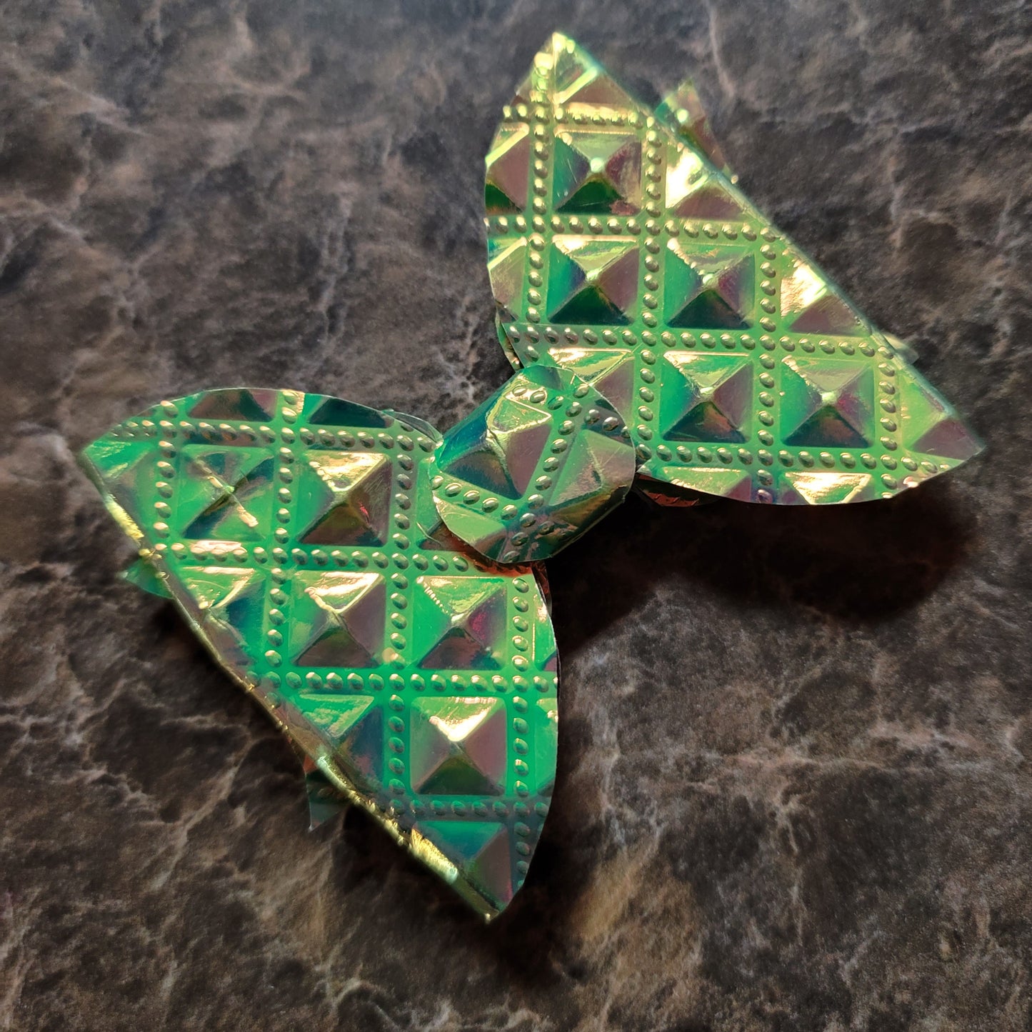 Holgraphic Diamond Texture Bow