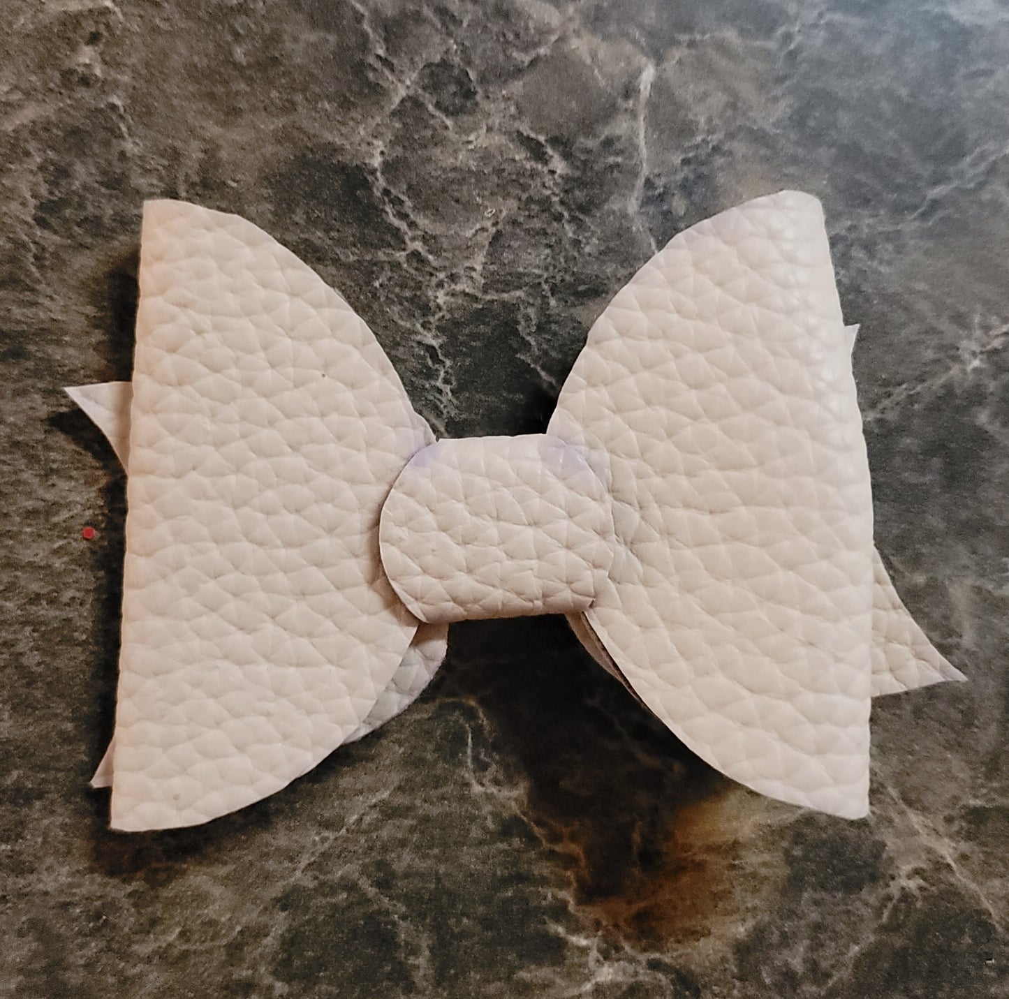 Cream Textured Bow