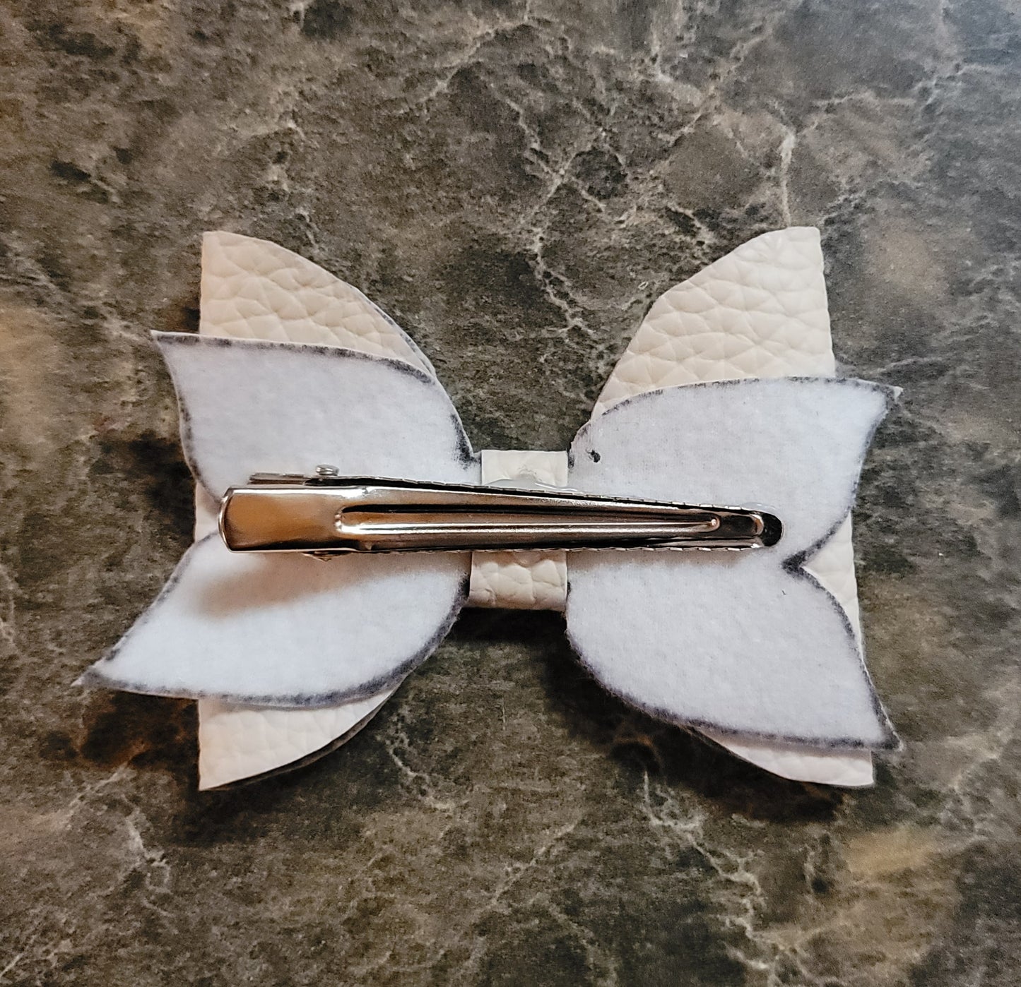 Cream Textured Bow