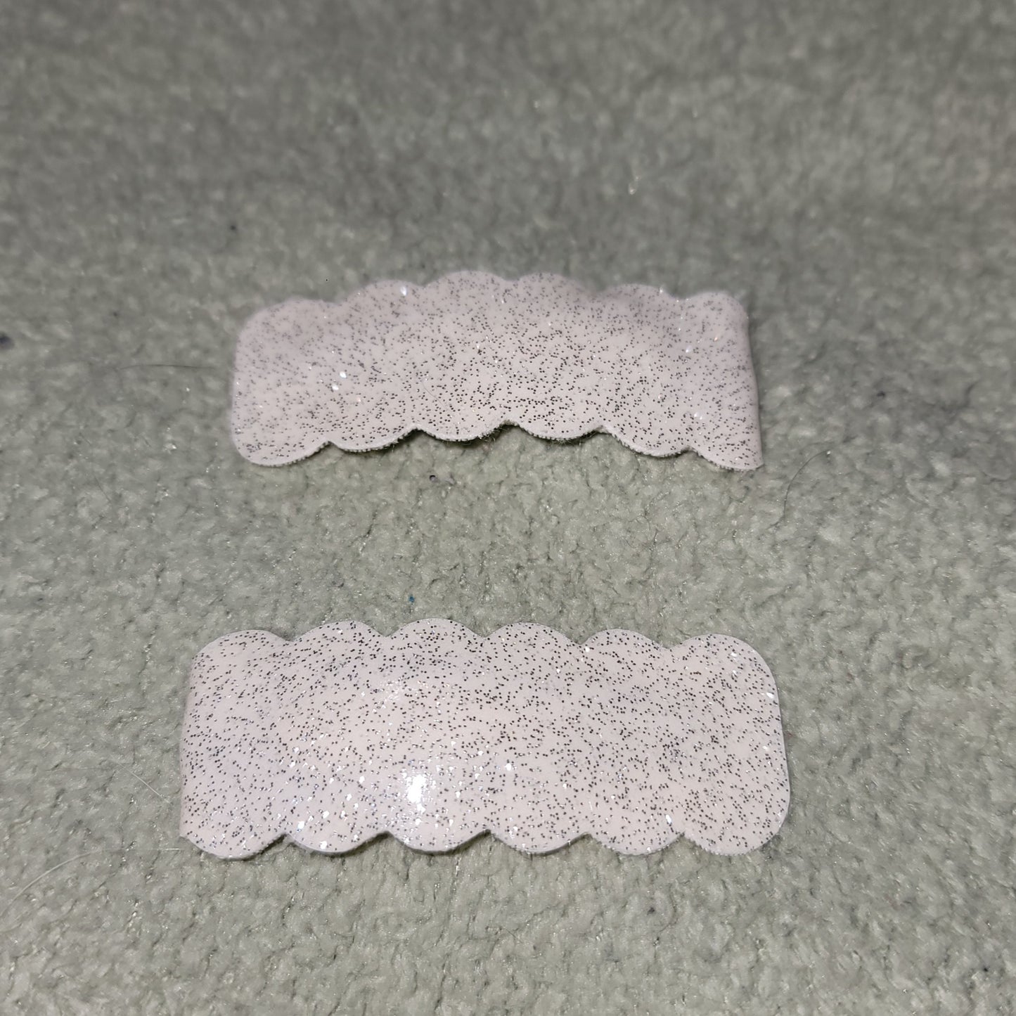 White with Silver Glitter Vinyl Snap Clip Set