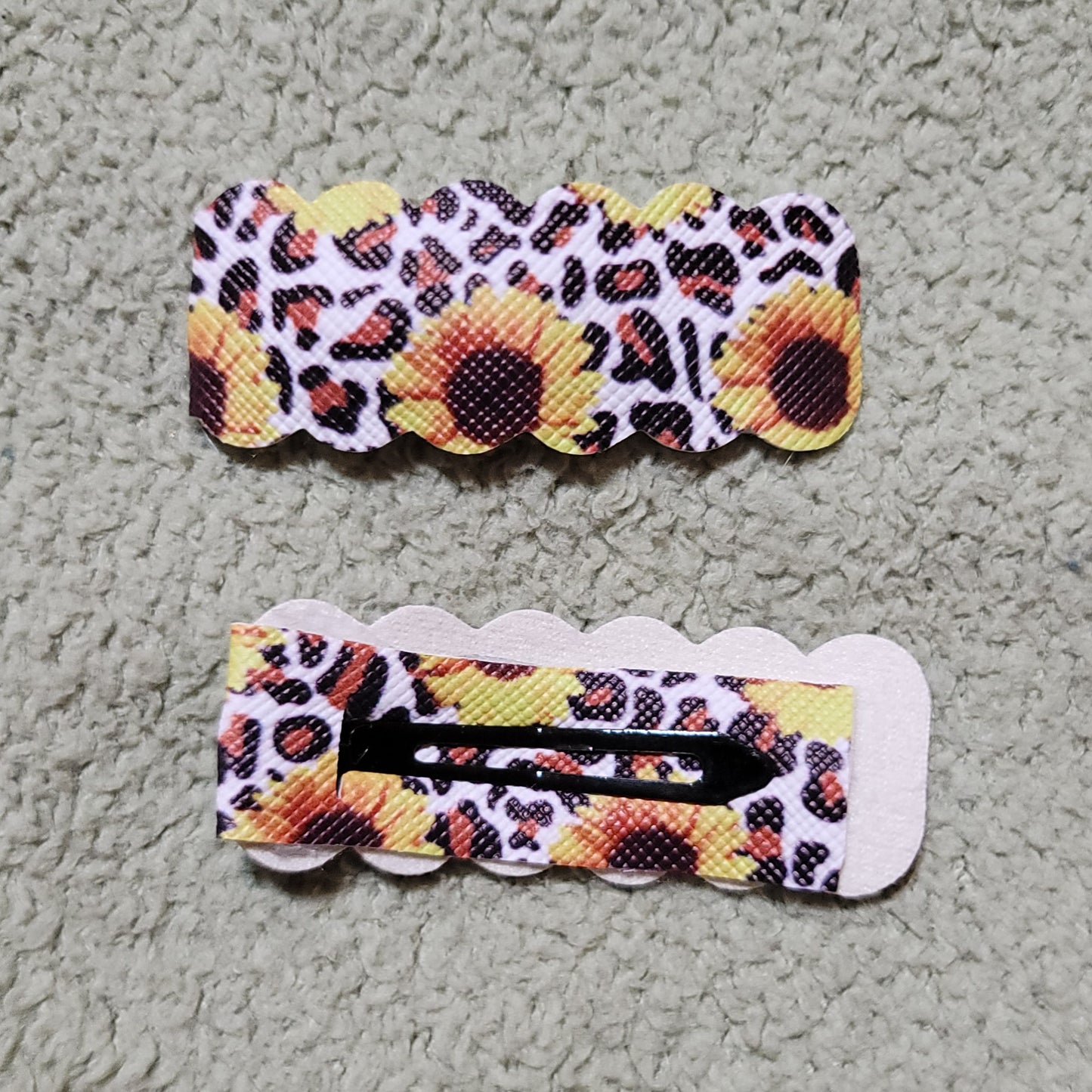 Sunflower & Cheetah Print Snap Clip Set