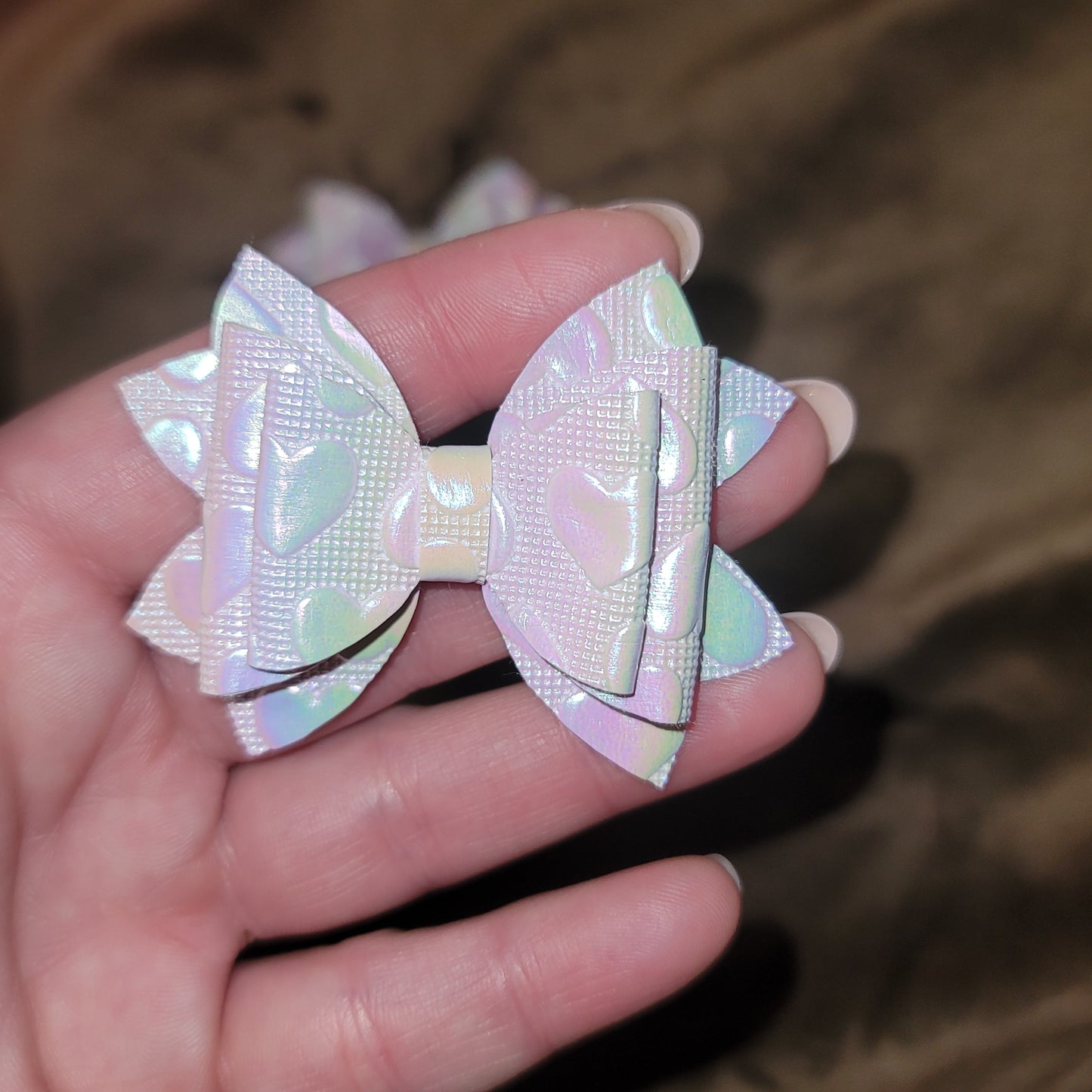 Iridescent Heart Lou Lou Bow Set