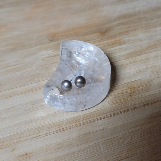 Silver Pearl Earrings