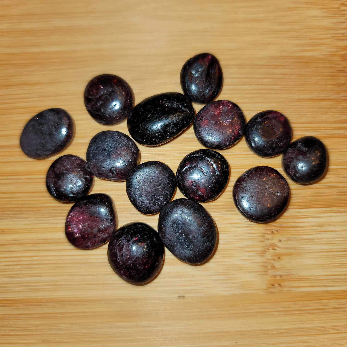 Small Garnet Tumbles