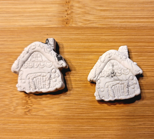 Howlite Gingerbread House