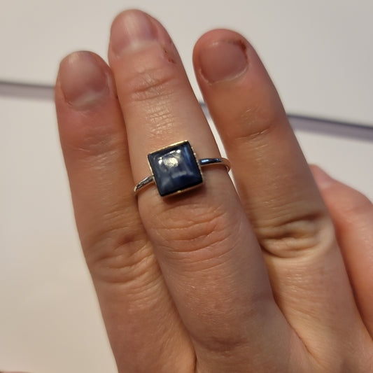 Kyanite size 7.5 Ring