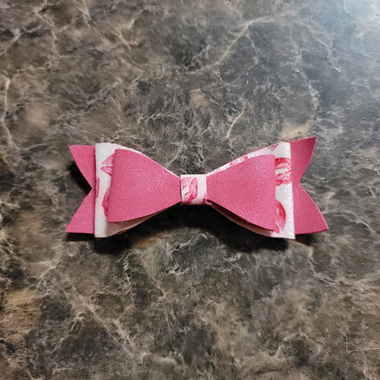Pink & Kisses Bow