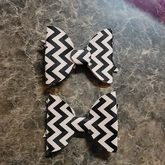 Black & Cream Chevron Bow
