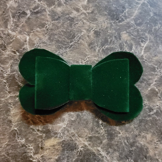 Green Velour Heart Bow